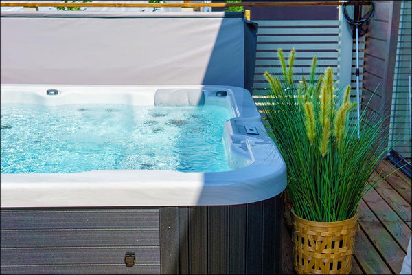 The Benefits Of Energy-Efficient Spa Pumps: Lingxiao Vs. Traditional Models
